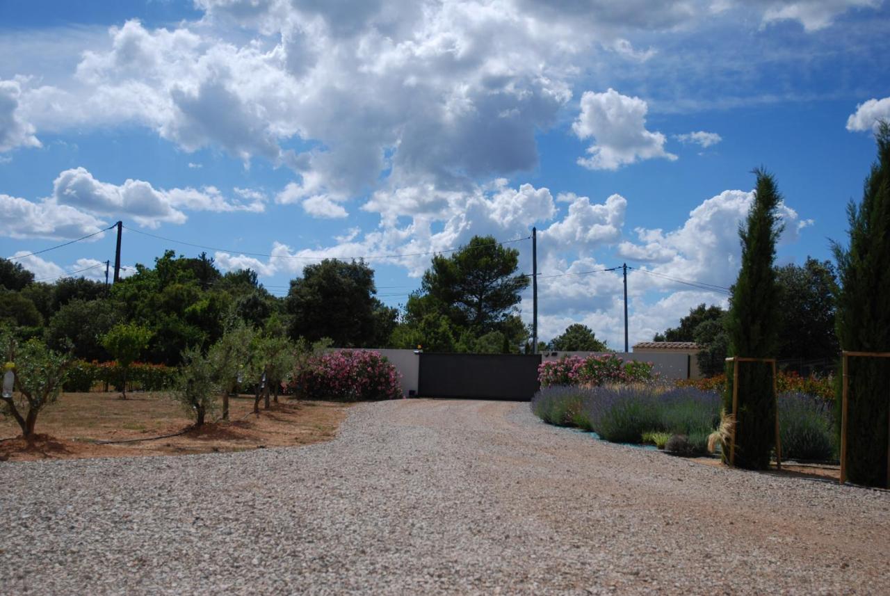 Villa Otilia-Bed And Breakfast-Chambres D'Hotes En Provence Rians  Exterior photo