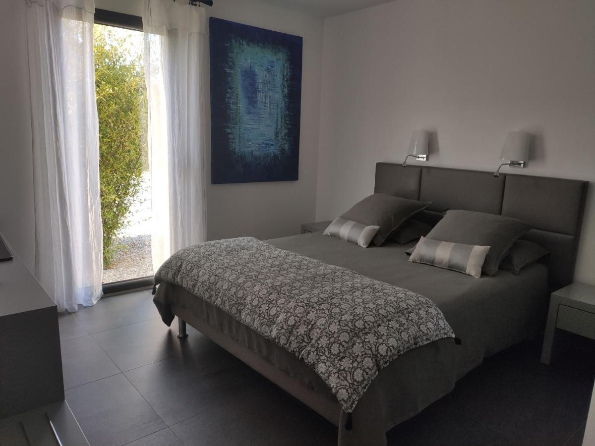 Villa Otilia-Bed And Breakfast-Chambres D'Hotes En Provence Rians  Exterior photo