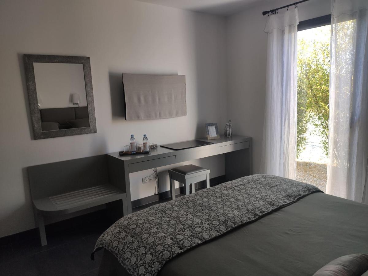 Villa Otilia-Bed And Breakfast-Chambres D'Hotes En Provence Rians  Exterior photo